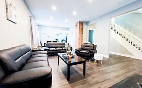 Modern 5Br Home Perfect For Families